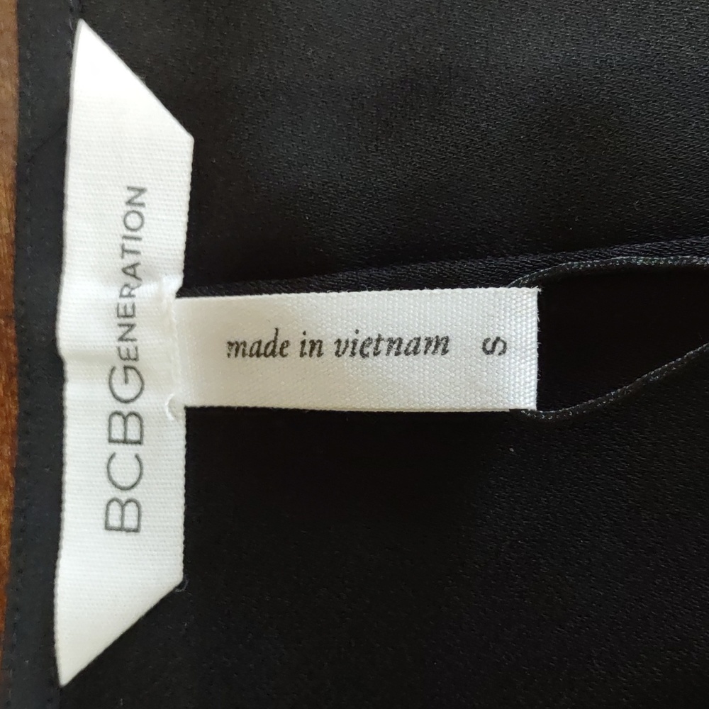 Bcbgeneration Wrap Top - image 4